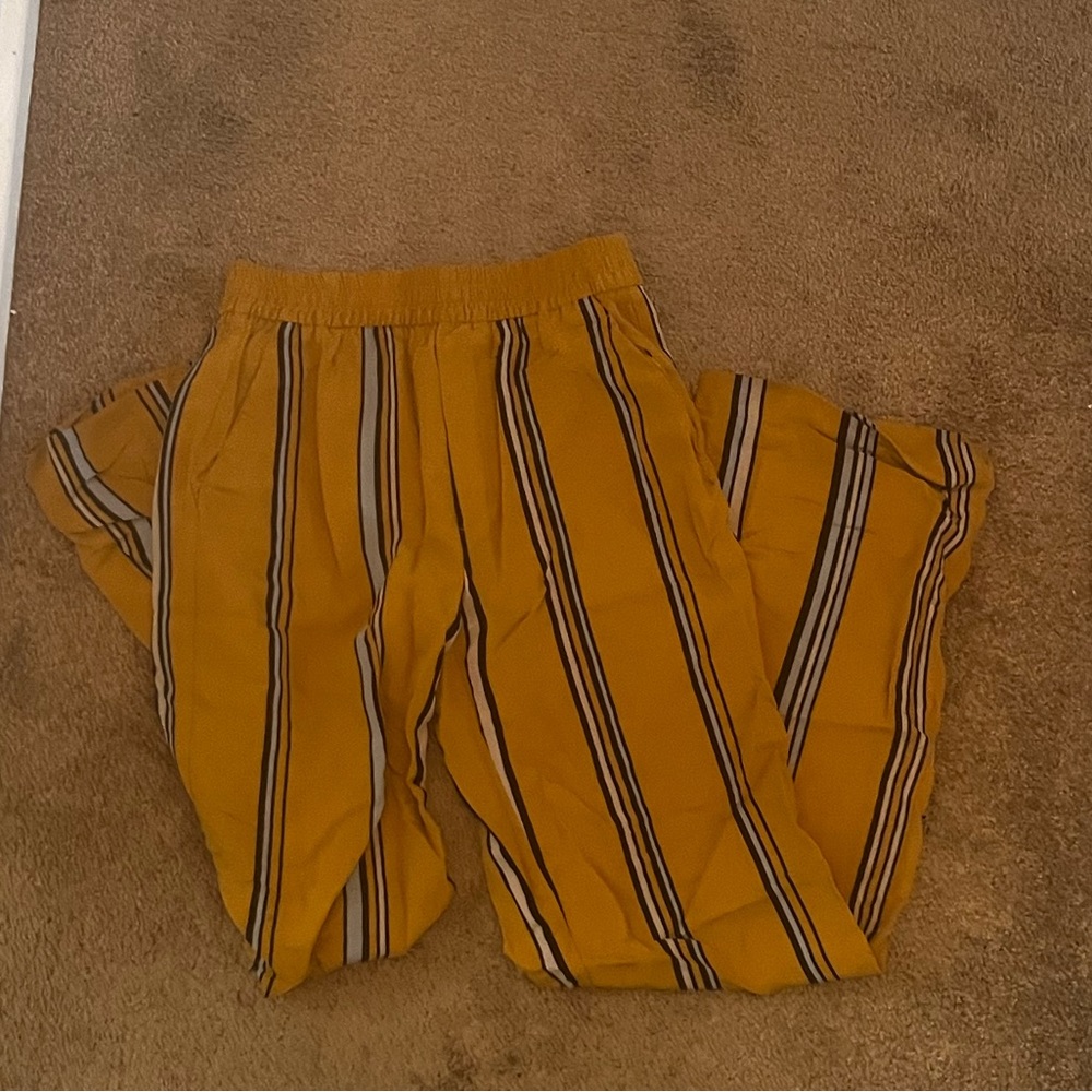 ZARA WIDE LEG PANTS